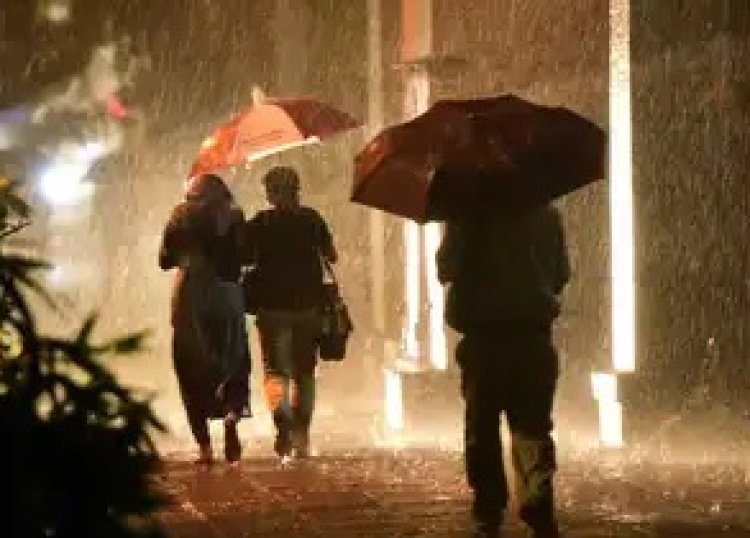 ആദ്യമഴ!!